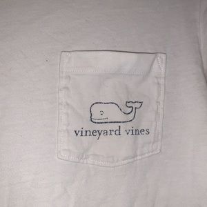 🧸❤️‍🔥White Vineyard Vines Long Sleeve Shirt